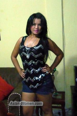 150273 - Yislaine Age: 34 - Colombia