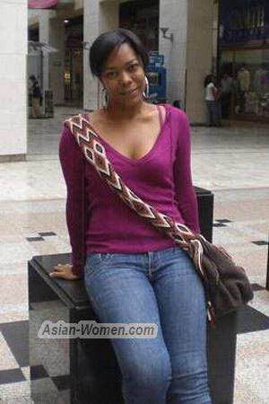 157150 - Maria Claudia Age: 49 - Colombia
