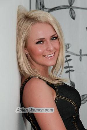 166791 - Yuliya Age: 34 - Russia