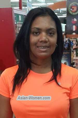 175039 - Jennifer Age: 39 - Colombia