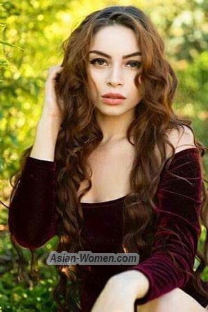 178612 - Mariana Age: 28 - Colombia