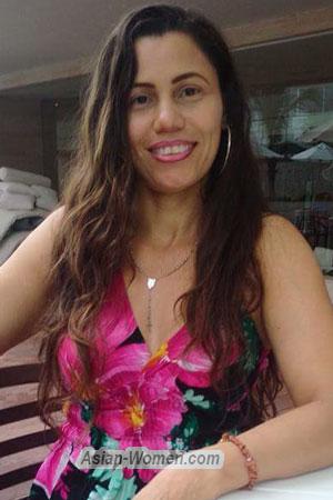 179049 - Sandra Age: 54 - Colombia