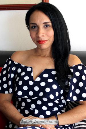 180487 - Johanna Age: 44 - Colombia