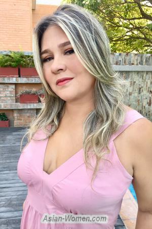 189215 - Lina Age: 45 - Colombia