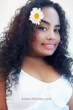 190984 - Danna Age: 26 - Colombia