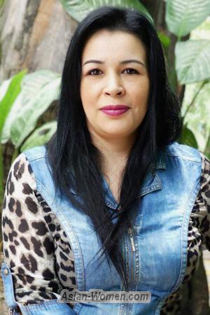 191153 - Sandra Age: 45 - Colombia