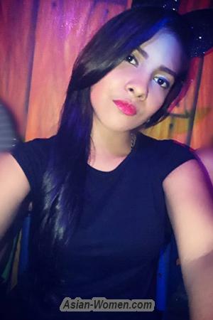 192750 - Daniela Age: 27 - Colombia