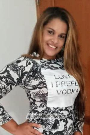 194373 - Yaima Age: 31 - Cuba