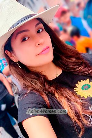 194637 - Doris Age: 30 - Peru