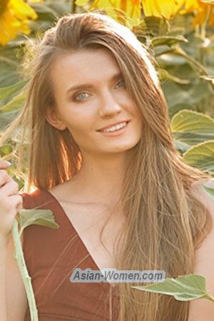 205176 - Alexandra Age: 29 - Ukraine