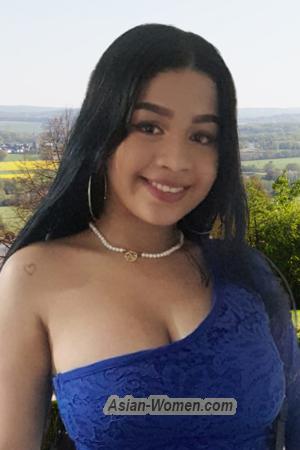 209131 - Nayelis Age: 24 - Colombia
