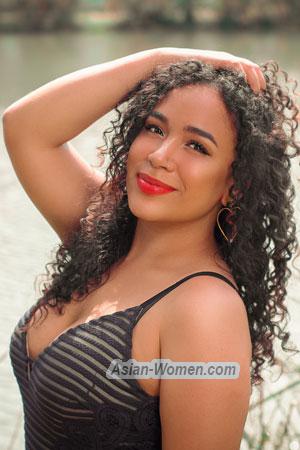 211644 - Evelyn Age: 29 - Colombia