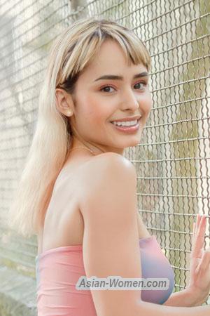 213601 - Sara Age: 28 - Colombia