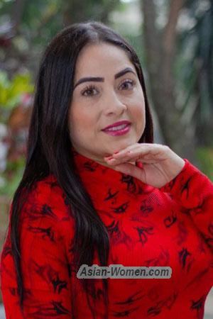 213774 - Yuliana Age: 40 - Colombia
