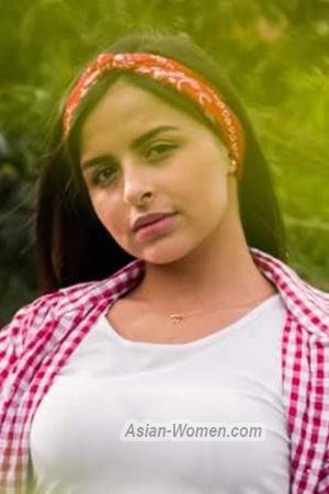 214155 - Hanni Age: 26 - Colombia