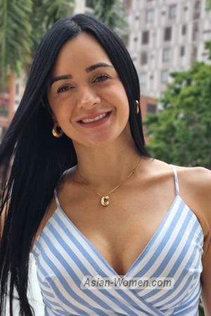 218246 - Claudia Age: 41 - Colombia