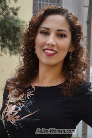 219229 - Paola Age: 49 - Peru