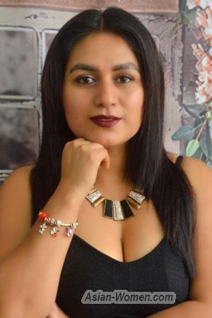 219502 - Yuliana Age: 34 - Peru