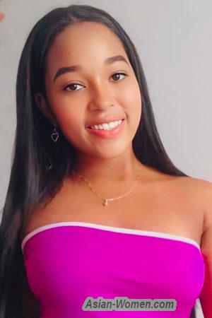 220210 - Yuliany Age: 24 - Colombia