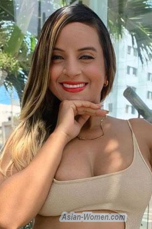 220757 - Yanilis Age: 32 - Colombia