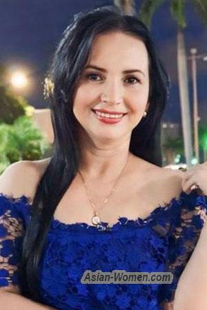220770 - Nini Age: 45 - Colombia