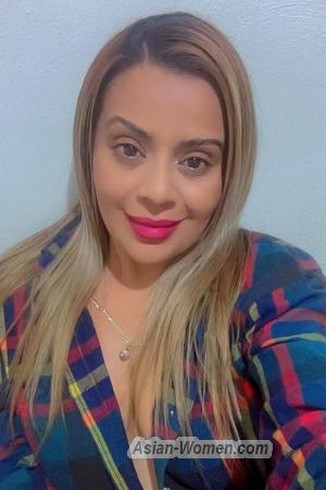 220938 - Katherine Age: 37 - Costa Rica