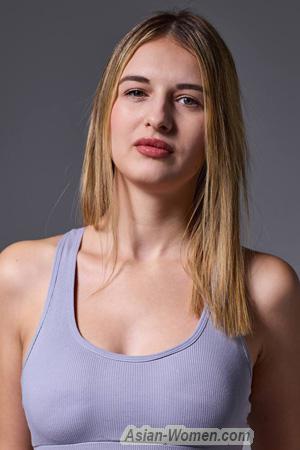 223373 - Anzhelika Age: 23 - Ukraine