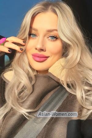223390 - Inna Age: 30 - Ukraine