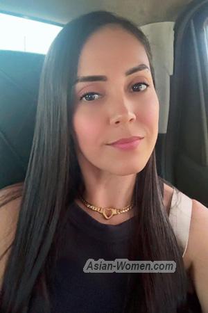 223657 - Katherine Age: 39 - Costa Rica