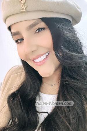 223837 - Julieth Age: 33 - Colombia