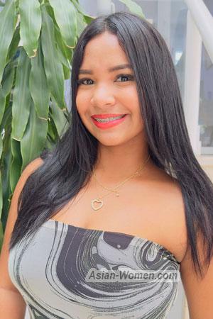 223840 - Nayelis Age: 24 - Colombia
