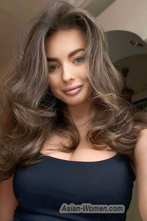 224041 - Oleksandra Age: 26 - Ukraine